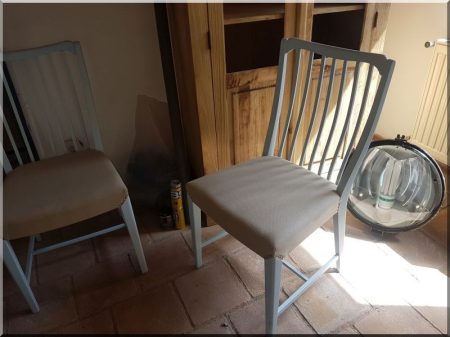  Skandináv székek