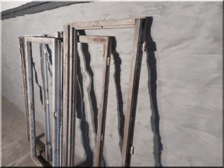 Holzfenster mit sechs Abteilungen