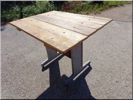 Table, industrielle
