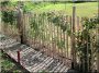 Kérgezett akác kerítéselem, 3 - 5 cm átmérőjű akác oszlop