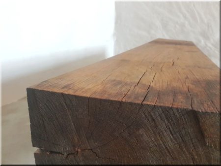 Möbel aus Eichenholz