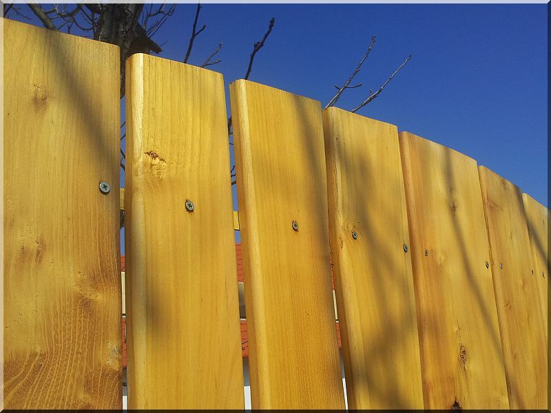 Clôture, éléments de clôture en bois >>> diaporama