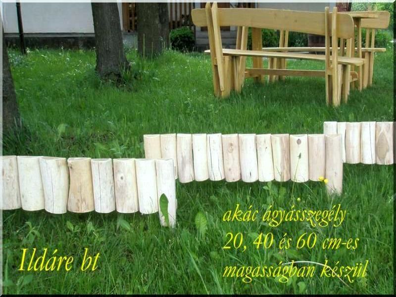 Felezett cölöpökből ágyásszegély - Felezett cölöpökből ágyásszegély -