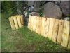 Fél rönk ágyásszegély, 20 cm magas Fél rönk ágyásszegély, 20 cm magas