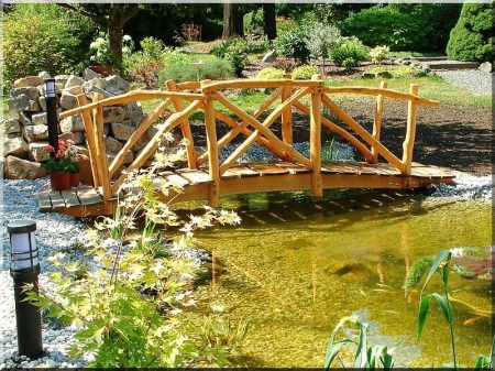 Bau von Gartenbrücken