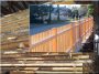 Planche d-acacia pour la construction de clôture, large